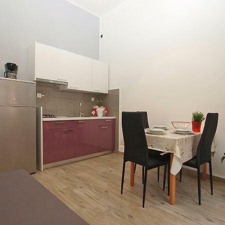Apartments Oriana 898 Pula Eksteriør billede